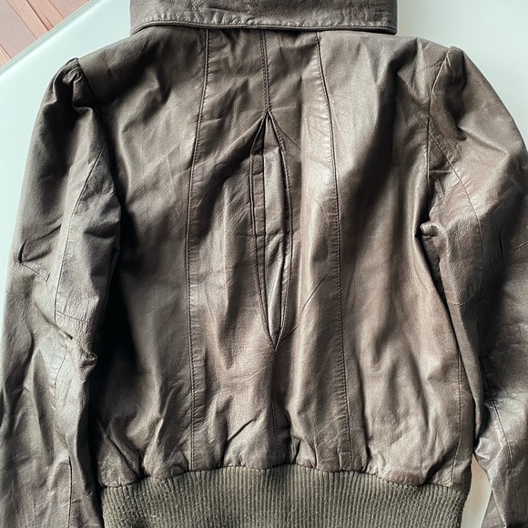 Brown Leather jacket - Picture 3 of 9